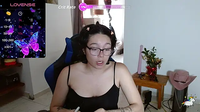 TRIXIE TANG28 online show from 03/13/26, 10:37