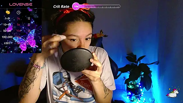 TRIXIE TANG28 online show from 04/16/26, 01:06