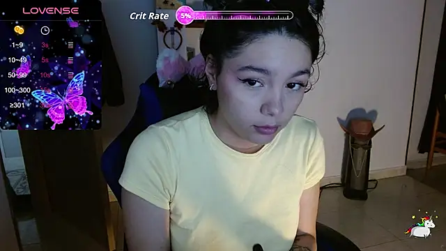 TRIXIE TANG28 online show from 02/02/26, 03:05