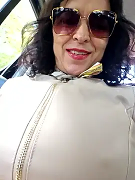 Snapshot of Ortensialady76 chatting on 09/18/25, 03:04 Ortensialady76 online show from 09/18/25, 03:04