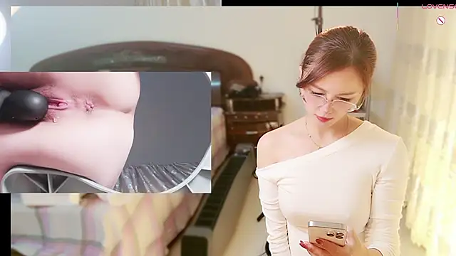 Krismil3 online show from 02/06/26, 11:39