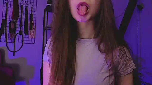 CassieCool online show from 10/19/25, 12:19