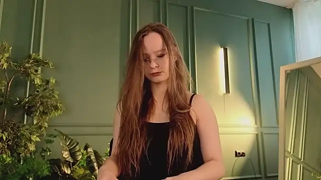CassieCool online show from 06/12/26, 05:43