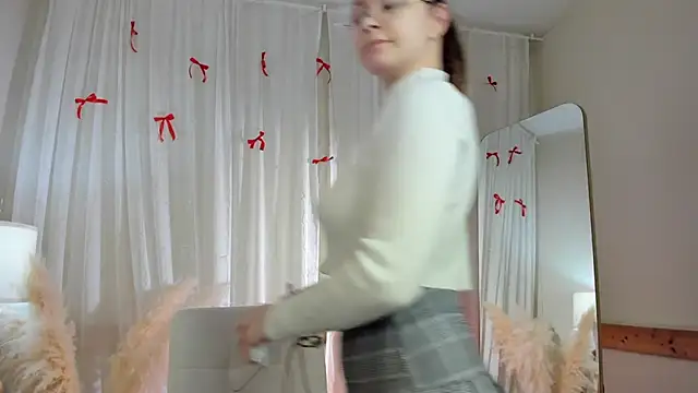 CassieCool online show from 12/21/25, 12:51