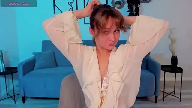 BritnieCute online show from 11/04/25, 05:11