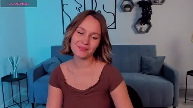 BritnieCute online show from 10/14/25, 04:57