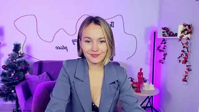 BritnieCute online show from 12/26/24, 05:58