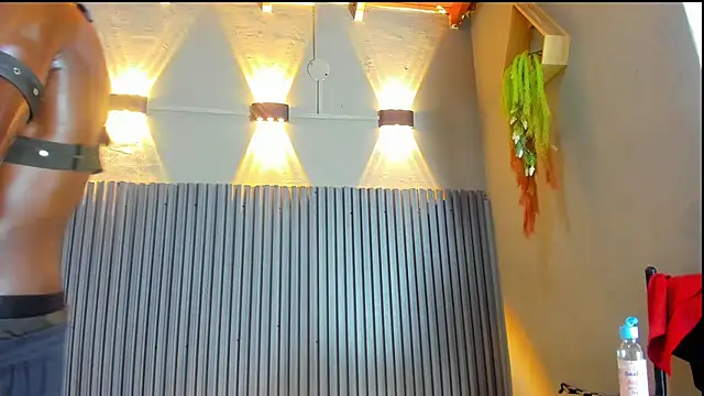 jhonjairo85  online show from 12/01/25, 04:24