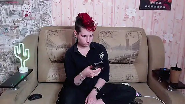 Miya Wey  online show from 11/02/25, 08:14