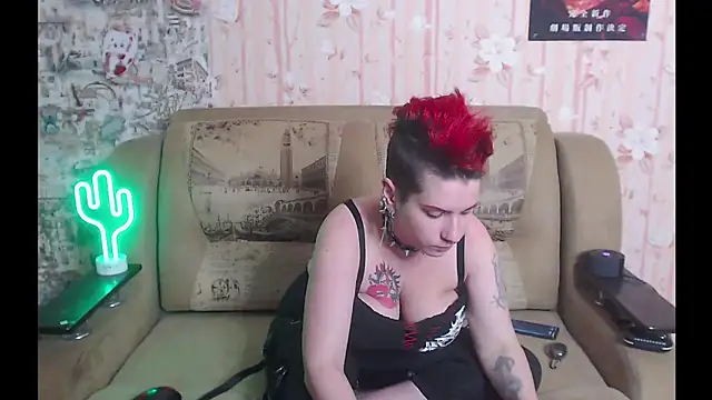 Miya Wey  online show from 10/29/25, 08:41