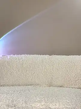 cutte dora online show from 10/21/25, 11:20