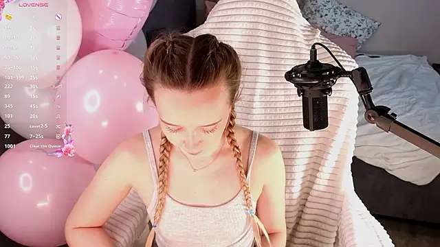 HollisBeckett online show from 03/07/26, 03:13