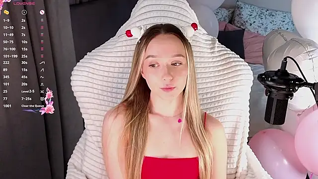 HollisBeckett online show from 03/08/26, 03:10