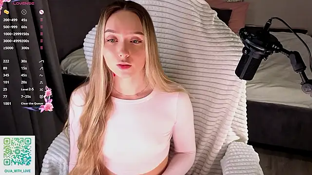 HollisBeckett online show from 02/14/26, 01:17