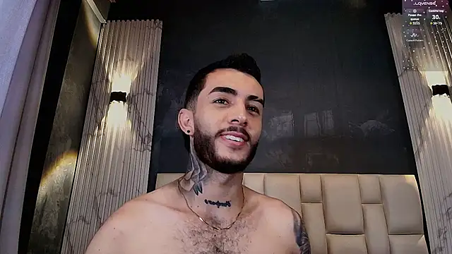 Snapshot of Marcelo_ruiz_ chatting on 04/06/26, 04:52 Marcelo ruiz online show from 04/06/26, 04:52