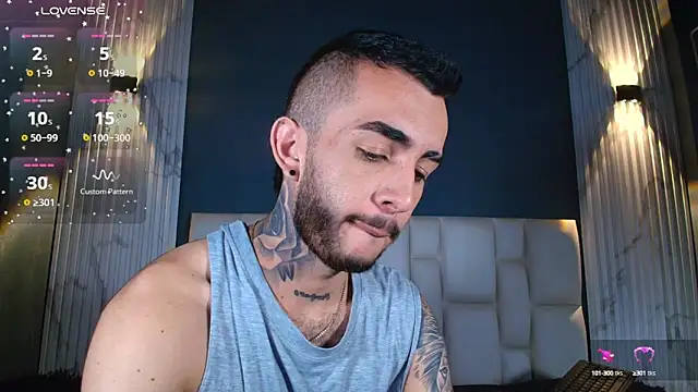 Snapshot of Marcelo_ruiz_ chatting on 09/23/25, 12:56 Marcelo ruiz online show from 09/23/25, 12:56