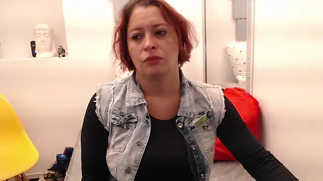 eva twiss online show from 11/05/25, 11:46