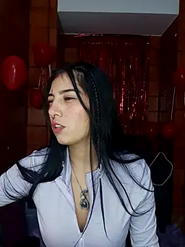 Snapshot of Raven__purple chatting on 02/27/25, 12:36 Raven  purple online show from 02/27/25, 12:36