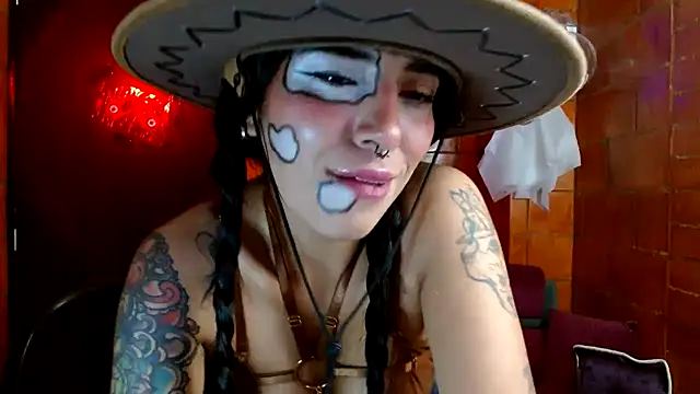 Snapshot of Raven__purple chatting on 10/17/25, 10:11 Raven  purple online show from 10/17/25, 10:11