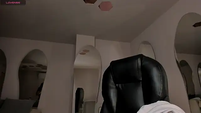 Snapshot of ChloePreston_ chatting on 07/01/26, 11:10 ChloePreston online show from 07/01/26, 11:10