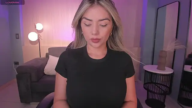 ChloePreston  online show from 04/07/26, 10:50