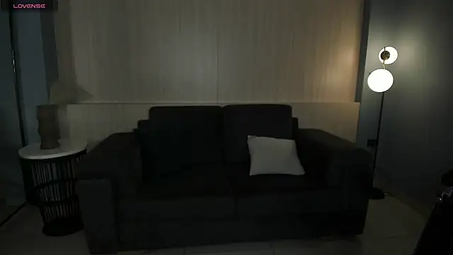 Snapshot of ChloePreston_ chatting on 06/07/26, 11:04 ChloePreston online show from 06/07/26, 11:04