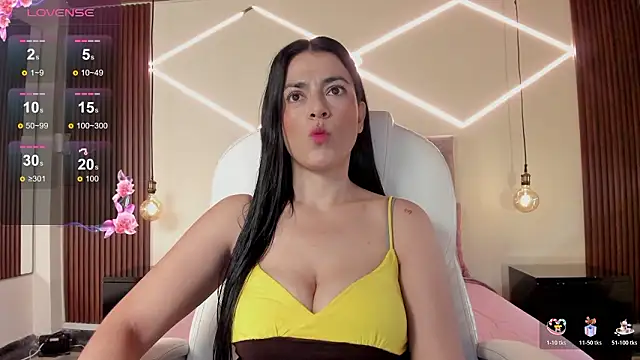 BellaClaiir online show from 03/04/26, 02:14