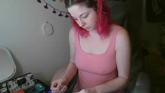 GoddessPinxx online show from 12/04/24, 10:46