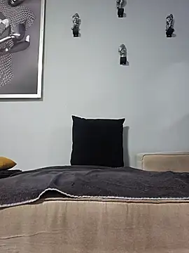 dickinyouto online show from 11/13/25, 06:56