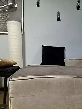 dickinyouto online show from 01/19/25, 09:34