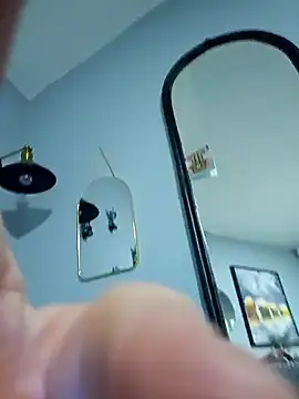 dickinyouto online show from 02/08/26, 08:45