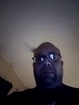 Snapshot of Exhibitionist040577 chatting on 12/07/24, 07:43 Exhibitionist040577 online show from 12/07/24, 07:43