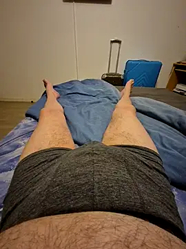 Snapshot of Bretoncool chatting on 04/01/26, 04:47 Bretoncool online show from 04/01/26, 04:47