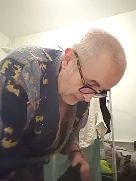 Bretoncool online show from 10/25/25, 01:23