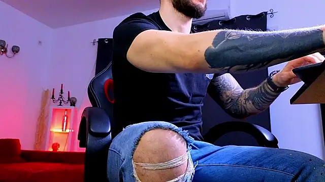 MightyAaron66 online show from 02/14/26, 03:34