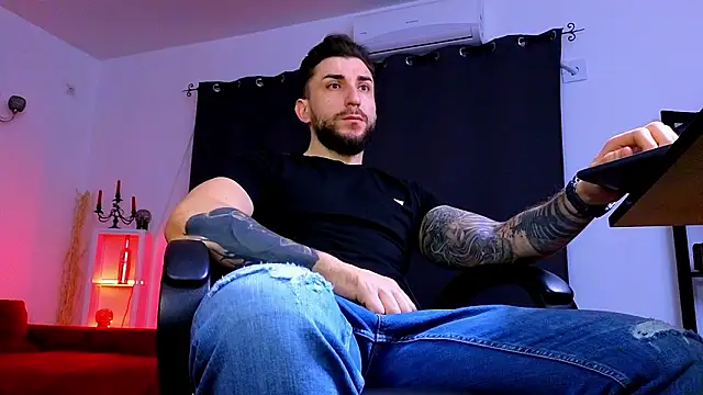 MightyAaron66 online show from 02/15/26, 03:40