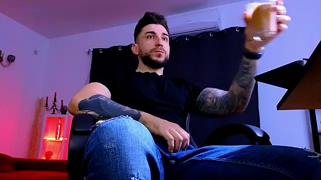 MightyAaron66 online show from 03/30/26, 04:14