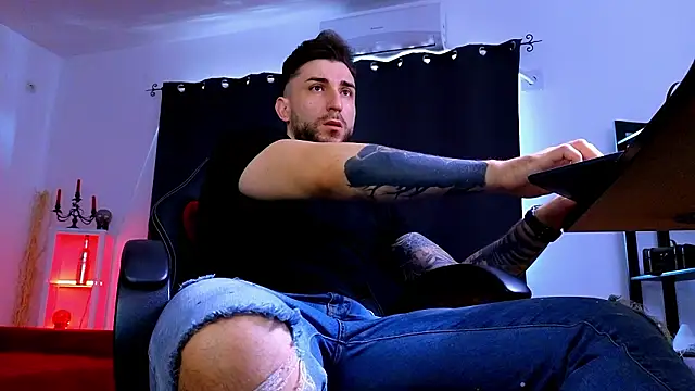 MightyAaron66 online show from 02/20/26, 06:37