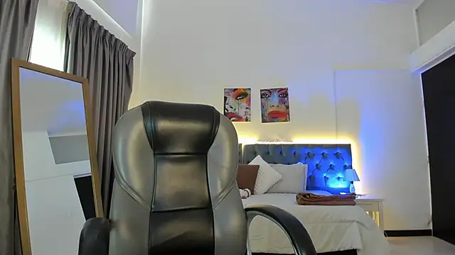 Tamy edwards online show from 11/02/25, 02:11