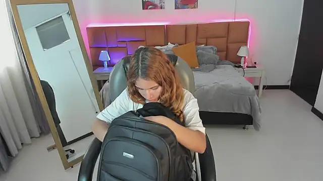 Tamy edwards online show from 04/10/26, 08:16