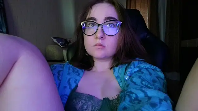 Snapshot of el_sweety chatting on 03/17/25, 04:22 el sweety online show from 03/17/25, 04:22