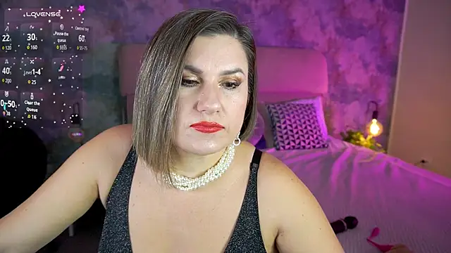 KiraRoxx online show from 02/24/26, 08:10