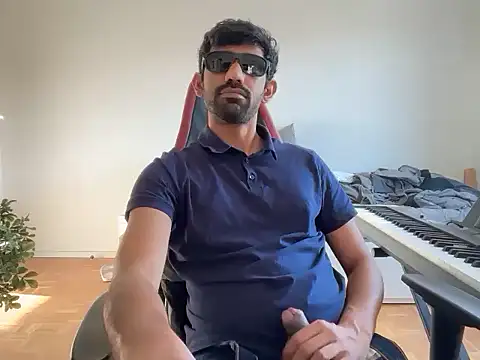 dominanthubby online show from 04/25/26, 04:37