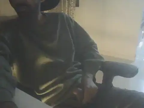 dominanthubby online show from 12/04/24, 12:02