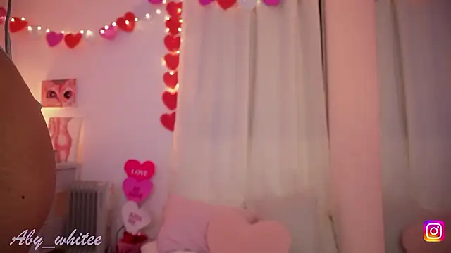 AbyWhitee online show from 03/16/26, 06:17