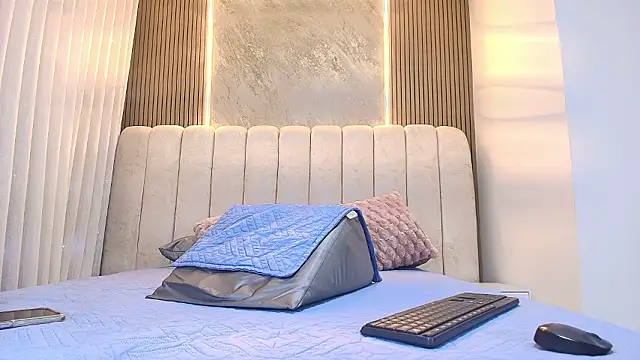 kata hazel online show from 03/03/26, 07:10