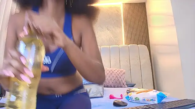 kata hazel online show from 02/20/26, 07:16