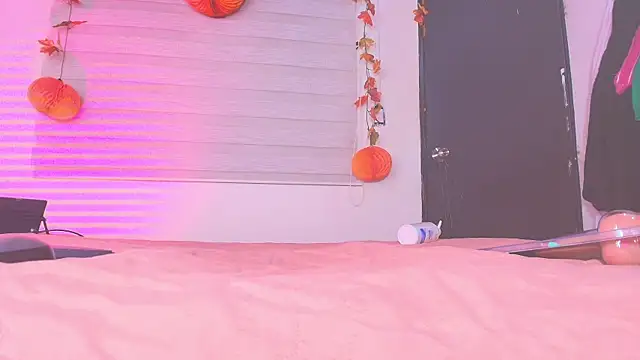 kata hazel online show from 10/21/25, 07:13