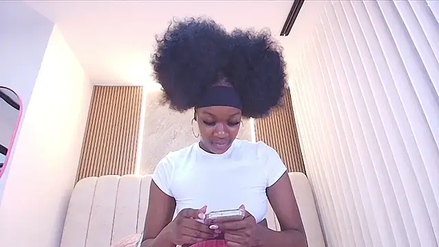 kata hazel online show from 03/24/26, 07:14