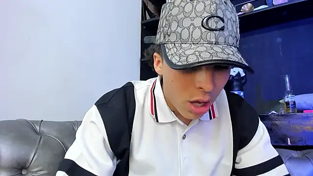 HeellBoy  online show from 11/20/25, 08:09